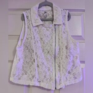 Mona B Cream Lace Zip-Up Blouse